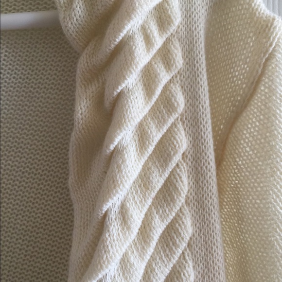 Shrug - Picture 3 of 4